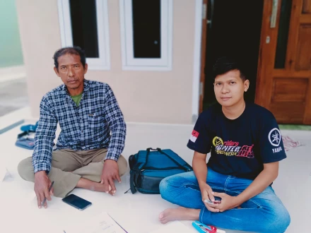 With Mr. Dasa di RT.04